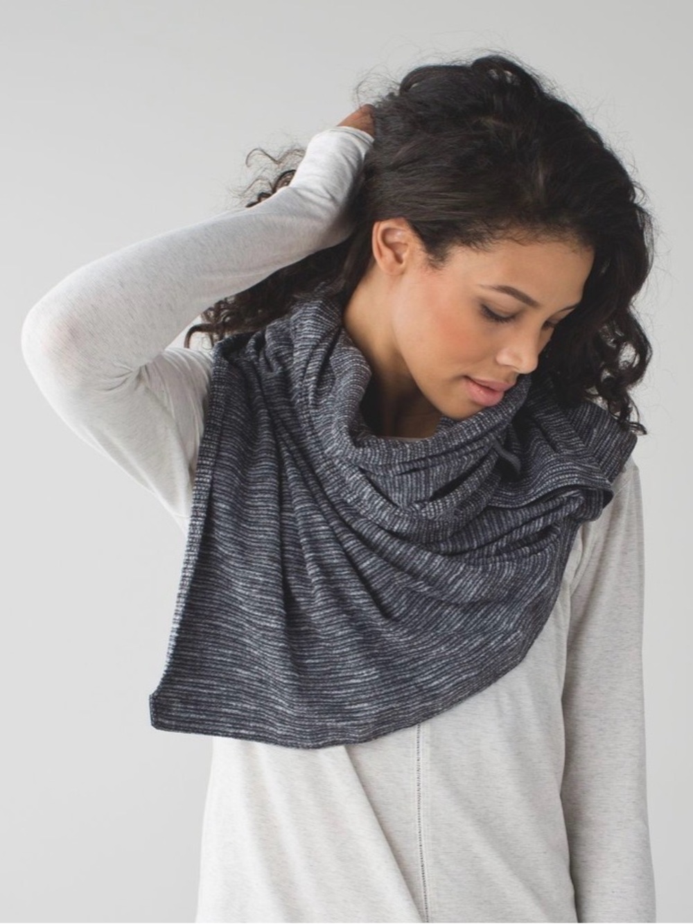 Lululemon Vinyasa Scarf Coco Pique Black White